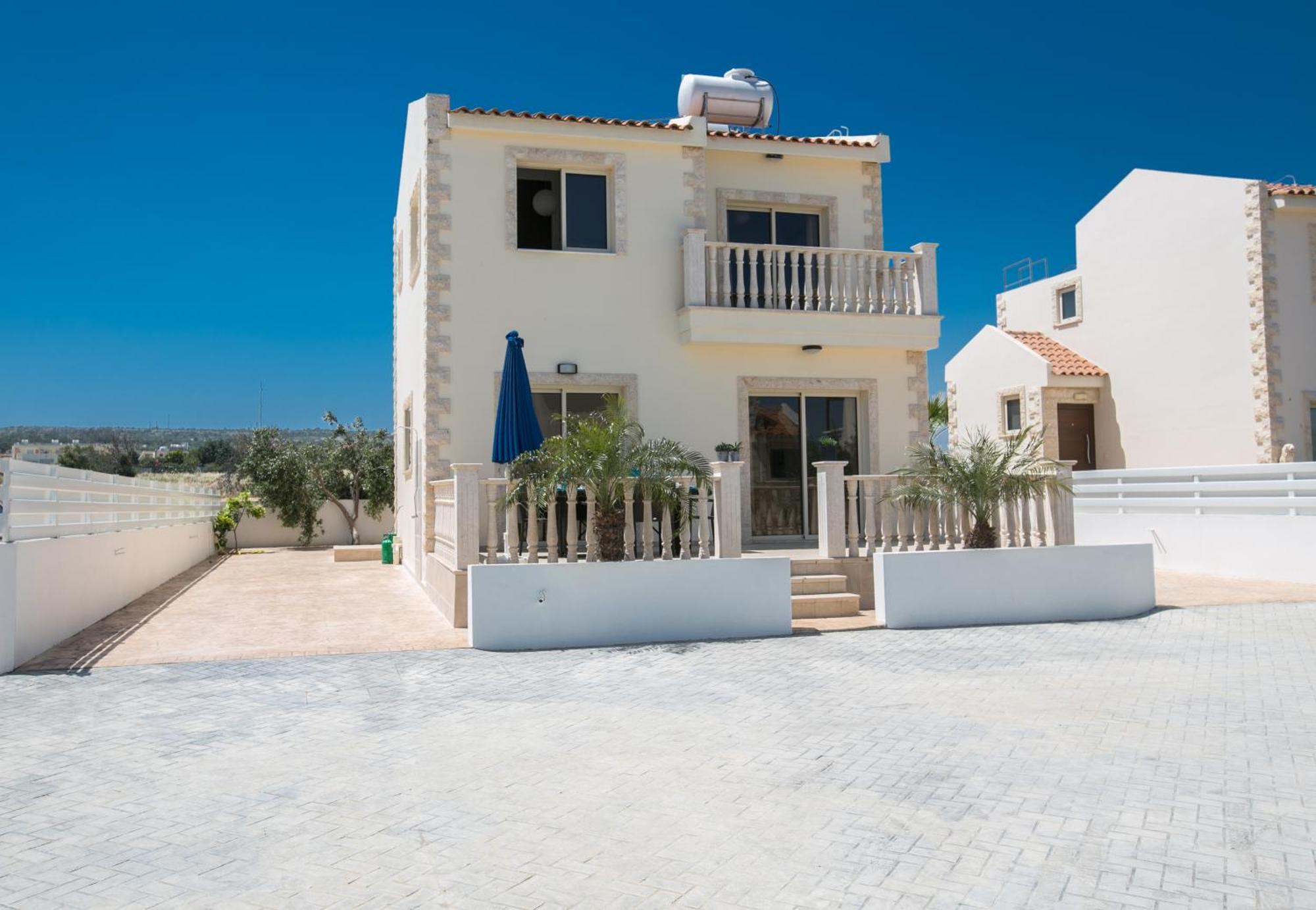 Tonia Seaview Villas Protaras Room photo